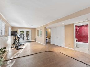 993 S Oakland Court, Aurora CO 80012
