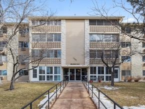 3184 S Heather Gardens Way 403, Aurora CO 80014