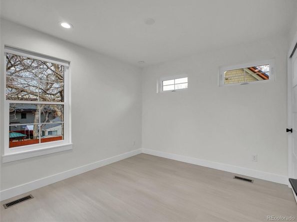 4640 W 39th Avenue, Denver CO 80212