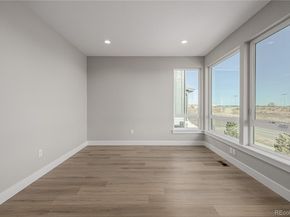 Undisclosed Address #4804210, Longmont CO 80503
