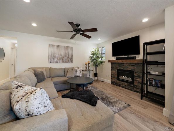 6705 S Field Street 801, Littleton CO 80128