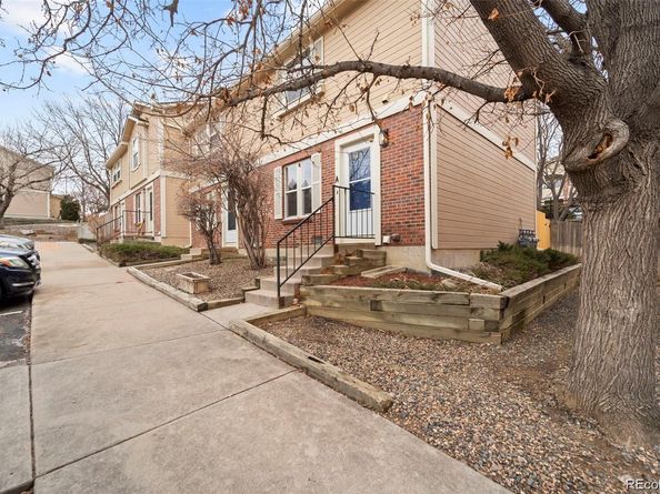 1545 S Ouray Circle A, Aurora CO 80017