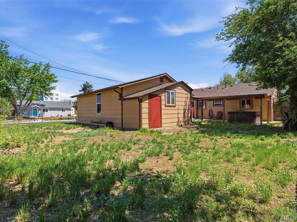 1297 Worchester Street, Aurora CO 80011
