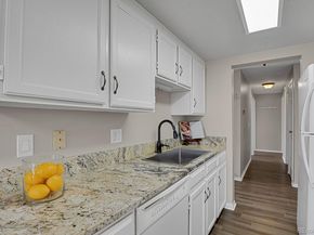 Undisclosed Address #4580790, Aurora CO 80013