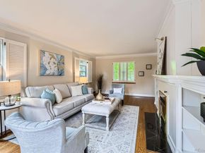 1100 Hudson Street, Denver CO 80220