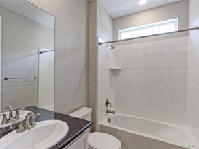 2474 Ravenswood Court, Longmont CO 80504