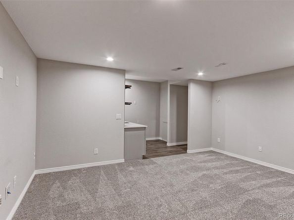 2474 Ravenswood Court, Longmont CO 80504