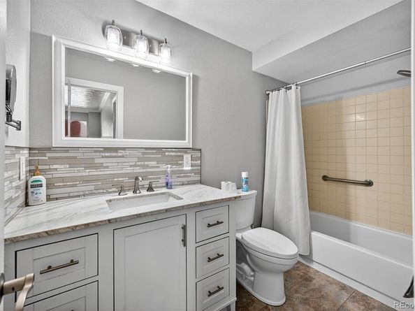 4127 S Logan Street, Englewood CO 80113