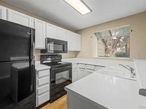 Undisclosed Address #4625592, Aurora CO 80015