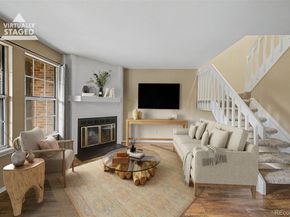 Undisclosed Address #4625592, Aurora CO 80015