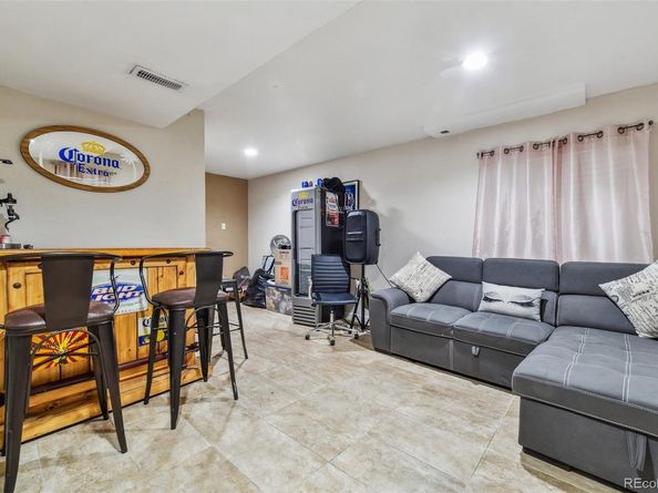 20651 E 42nd Avenue, Denver CO 80249