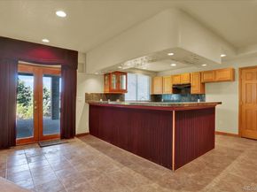 16627 W 1st Avenue, Golden CO 80401