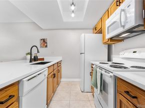 540 S Forest Street 7102, Denver CO 80246