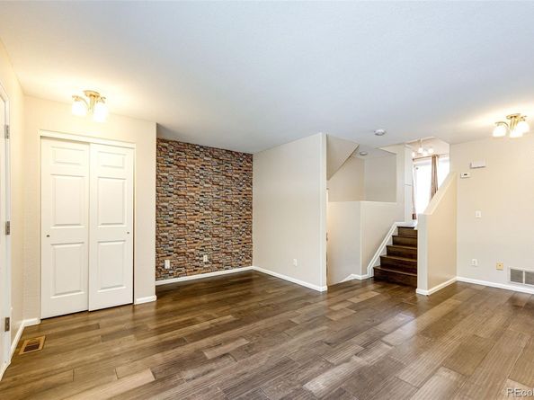 4572 S Crystal Way B, Aurora CO 80015