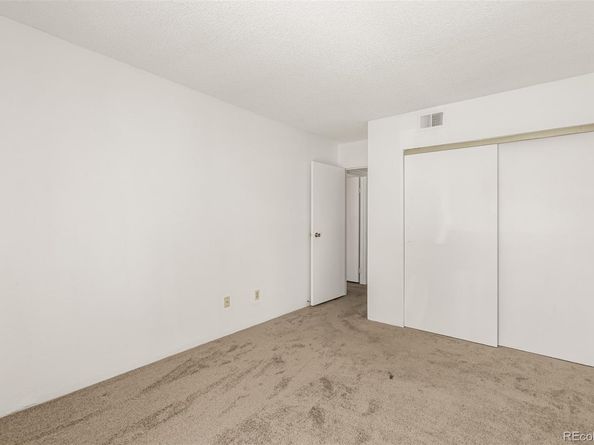 8335 Fairmount Drive 4102, Denver CO 80247