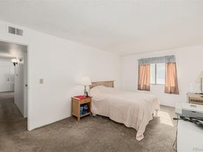 8335 Fairmount Drive 4102, Denver CO 80247