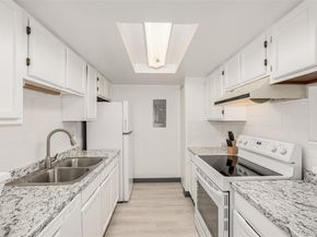 8335 Fairmount Drive 4102, Denver CO 80247