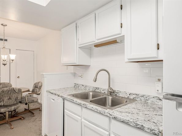 8335 Fairmount Drive 4102, Denver CO 80247