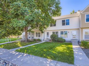 8806 W Dartmouth Place, Lakewood CO 80227
