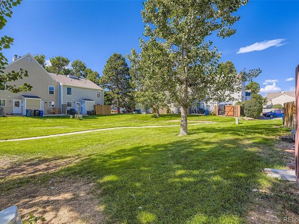 8806 W Dartmouth Place, Lakewood CO 80227