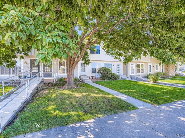 8806 W Dartmouth Place, Lakewood CO 80227