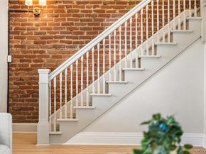 1042 S Pearl Street, Denver CO 80209