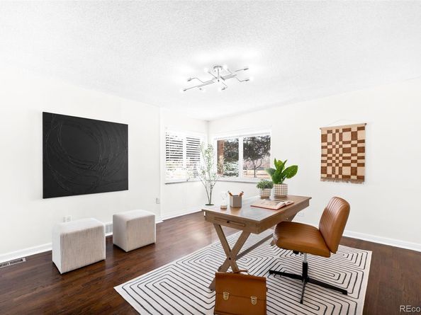 3035 N Monaco Parkway, Denver CO 80207