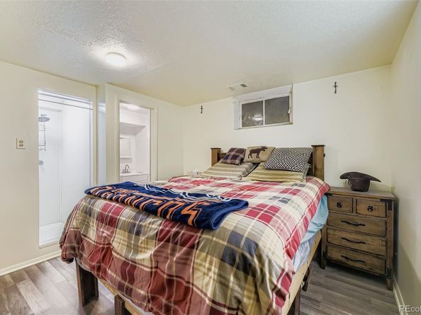 7898 Applewood Lane, Denver CO 80221