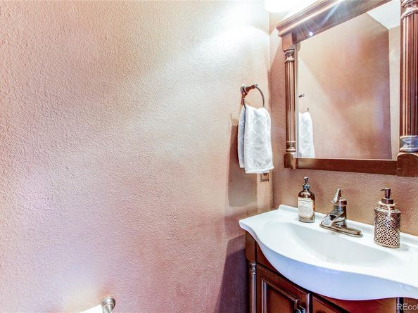 9565 W Coal Mine Avenue A, Littleton CO 80123