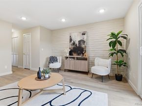 1060 S Parker Road 27, Denver CO 80231