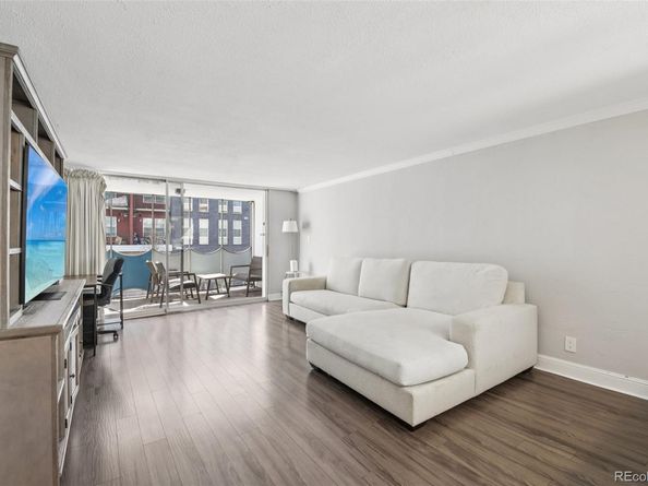 1155 N Ash Street 302, Denver CO 80220