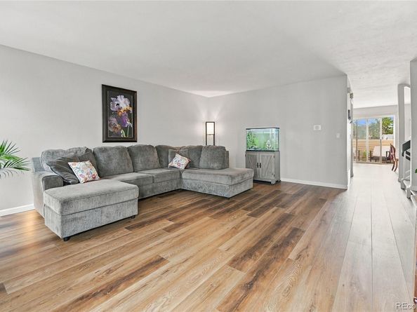 1050 S Monaco Street Parkway 103, Denver CO 80224