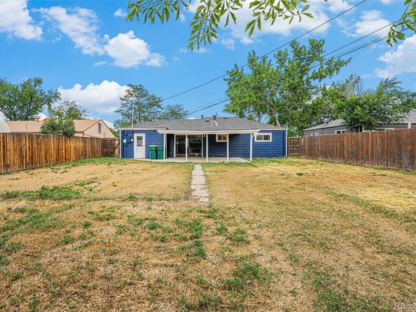 825 Zion Street, Aurora CO 80011
