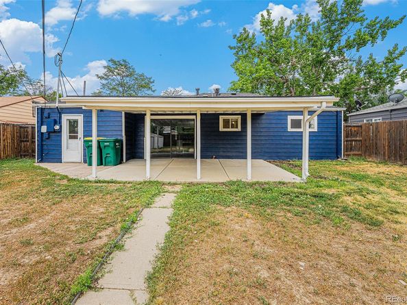 825 Zion Street, Aurora CO 80011