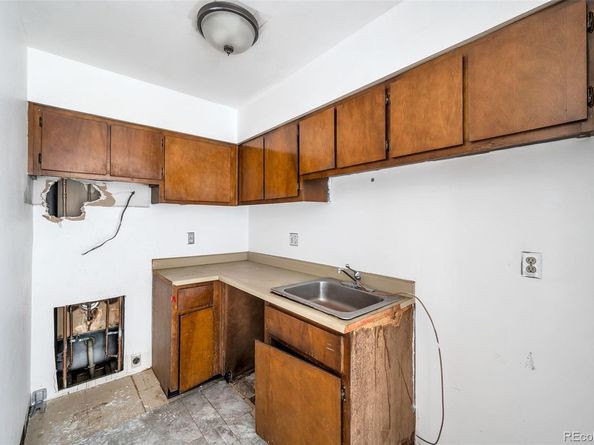 4110 Hale Parkway 2J, Denver CO 80220