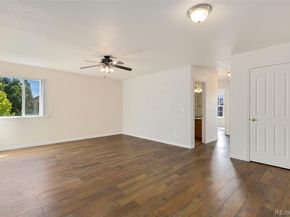 2010 Glenarbor Court, Longmont CO 80504
