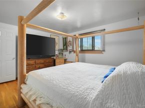 1337 Sharpe Place, Longmont CO 80501