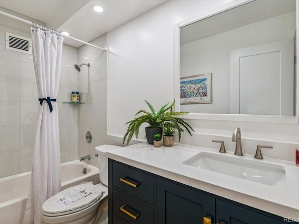 775 S Alton Way 4A, Denver CO 80247