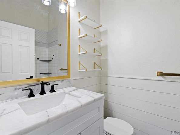 9620 W Chatfield Avenue D, Littleton CO 80128