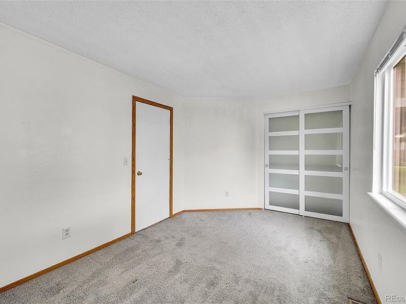 922 S Dearborn Way 8, Aurora CO 80012