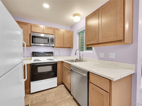 922 S Dearborn Way 8, Aurora CO 80012
