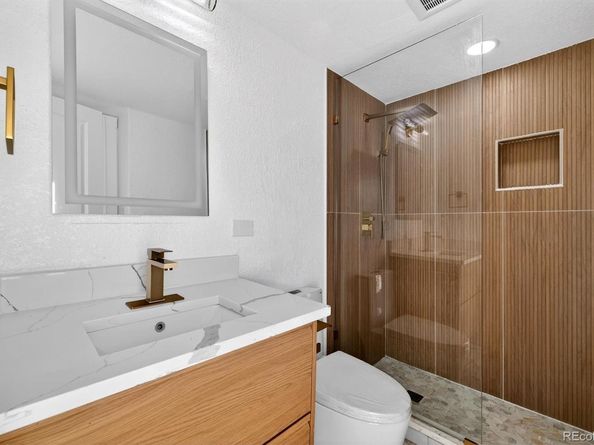 3047 W 47th Avenue 511, Denver CO 80211