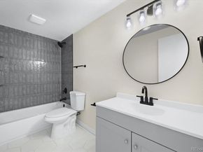 10 Juneau Place, Longmont CO 80504