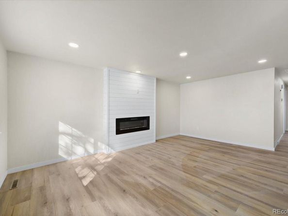 10 Juneau Place, Longmont CO 80504