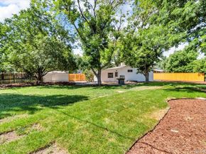 10 Juneau Place, Longmont CO 80504