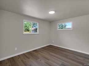 10 Juneau Place, Longmont CO 80504