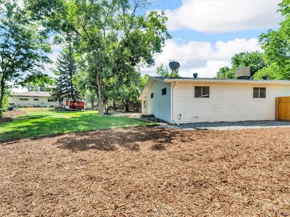 10 Juneau Place, Longmont CO 80504
