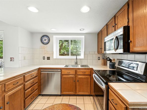 8468 S Upham Way, Littleton CO 80128
