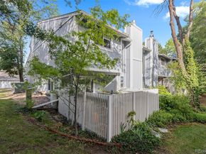 11184 E Linvale Drive, Aurora CO 80014