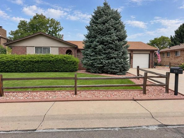 2170 S Flower Way, Lakewood CO 80227